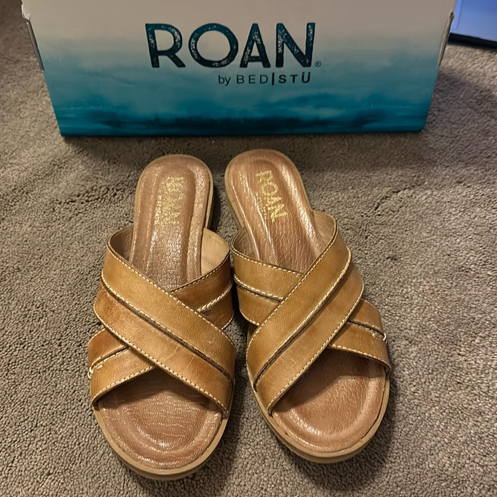 Roan Sandals